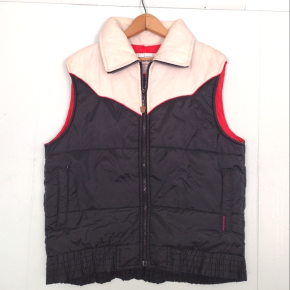 Vintage Vest by Windbreaker Black White Red Classic Chevron 80s - Picture 1 of 8